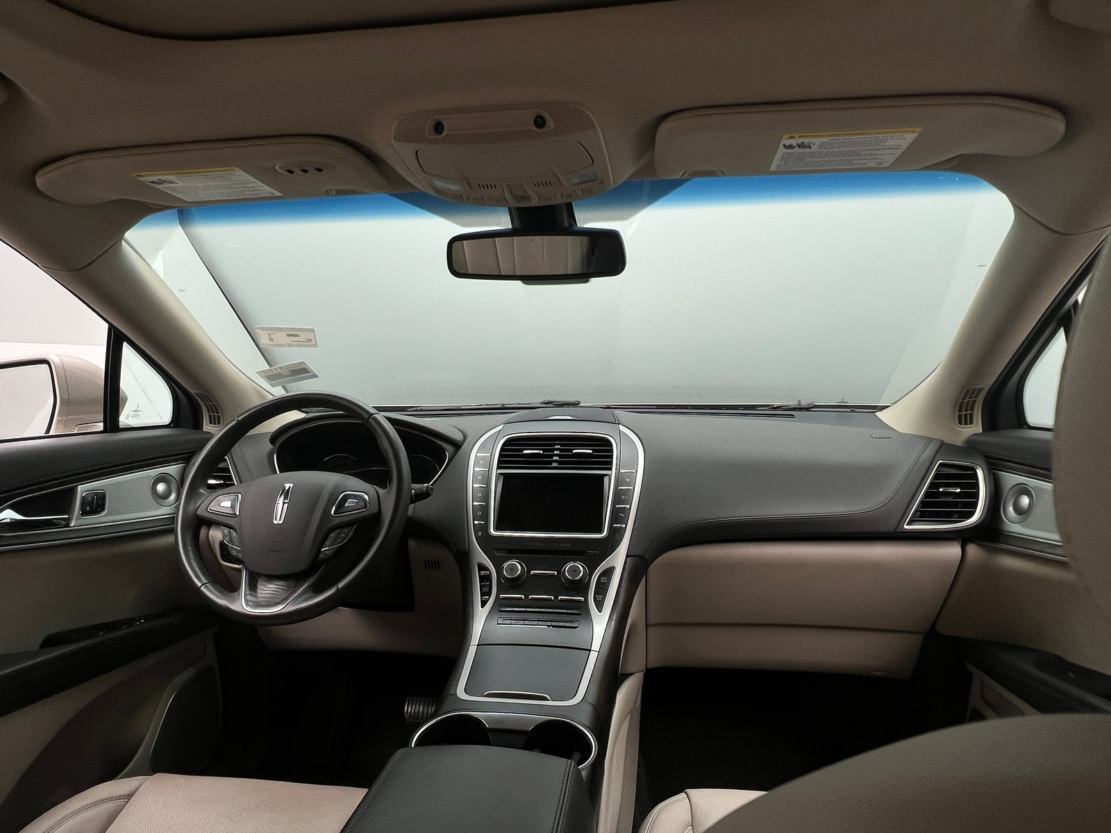 Thumbnail: 2017 Lincoln MKX - 2