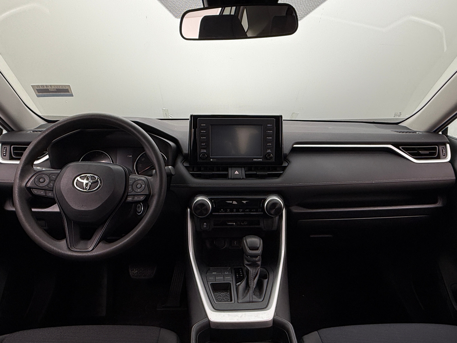 Thumbnail: 2020 Toyota RAV4 - 3