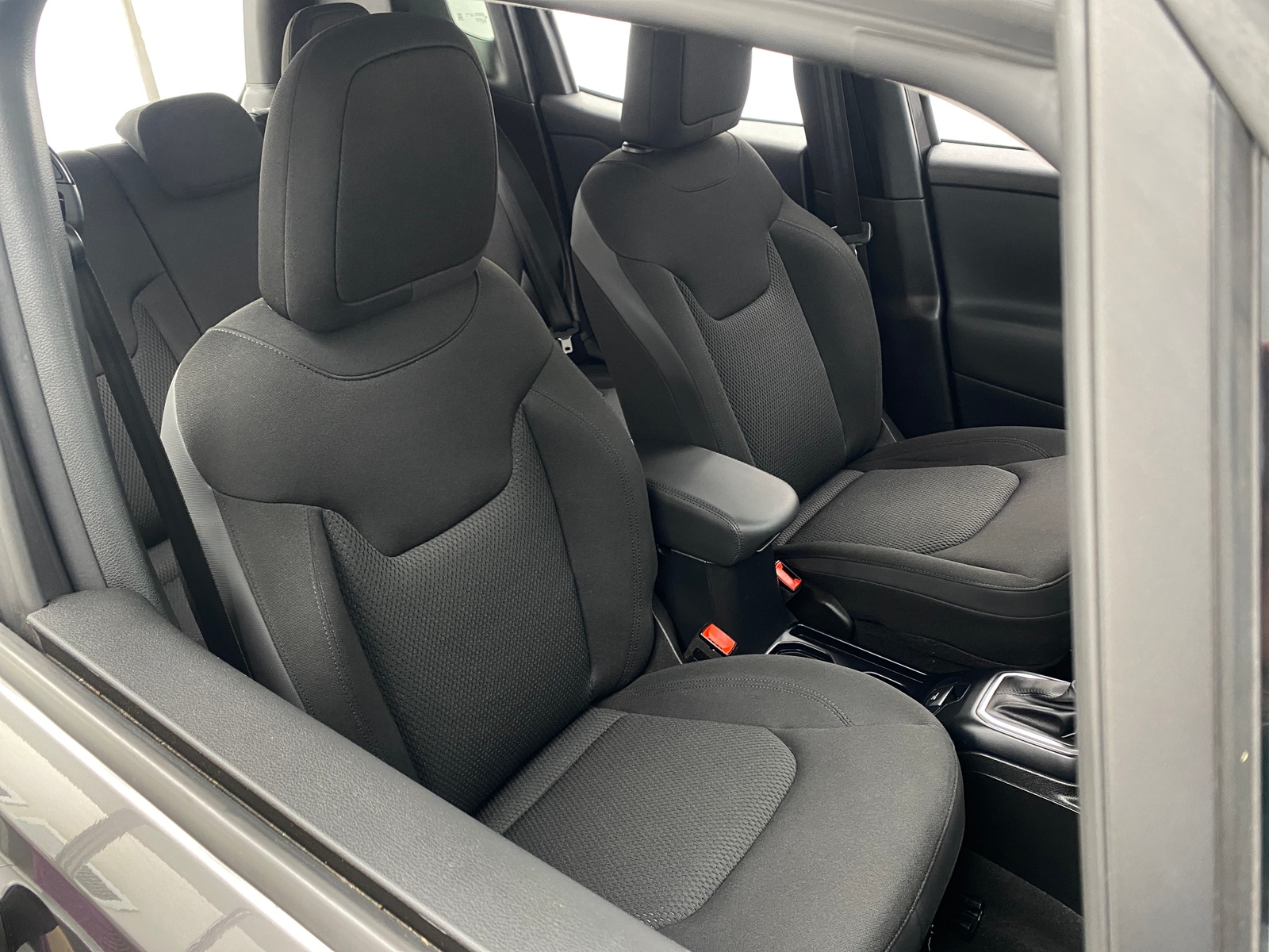Thumbnail: 2018 Jeep Renegade - 2