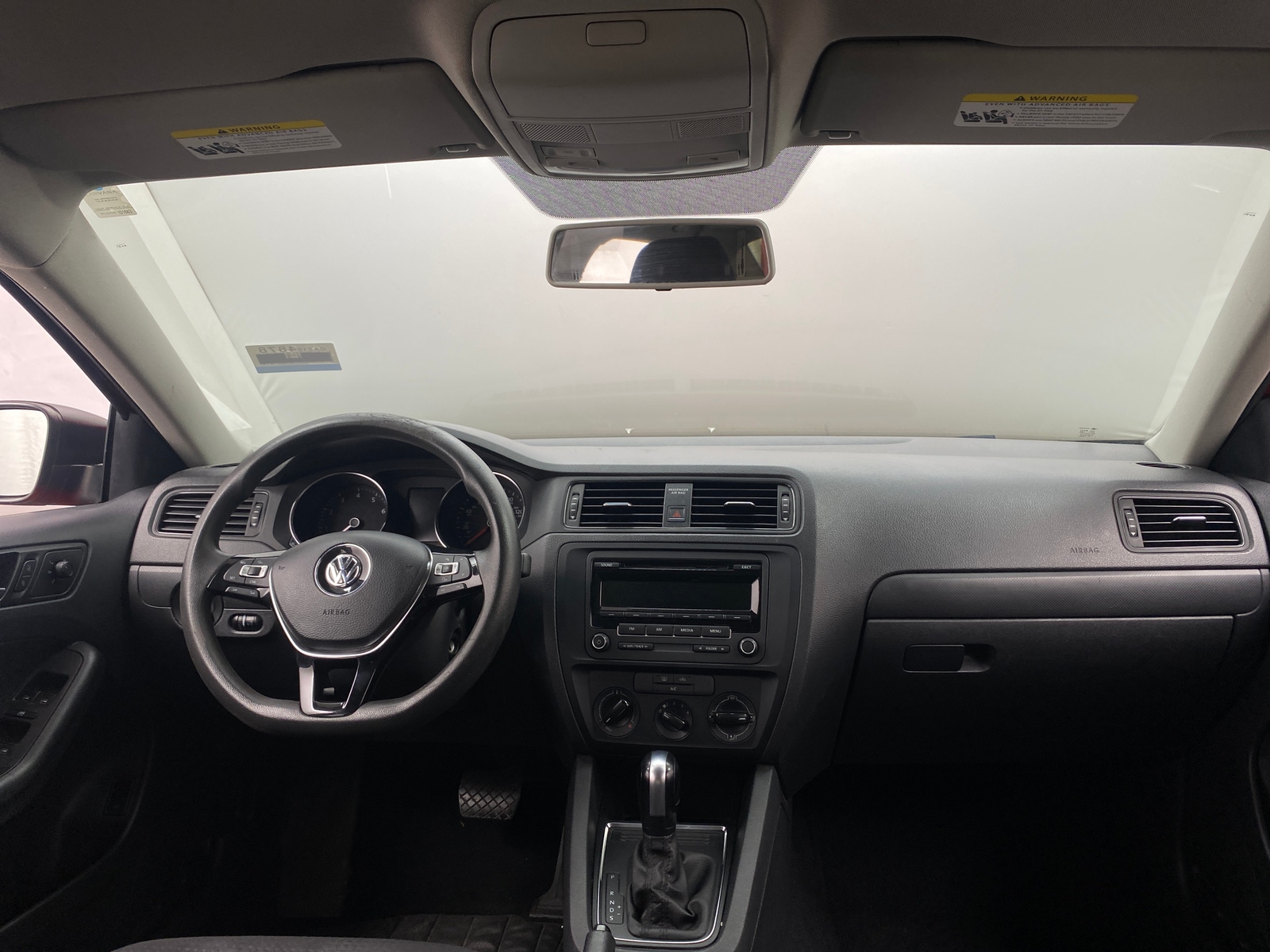 Thumbnail: 2015 Volkswagen Jetta - 3