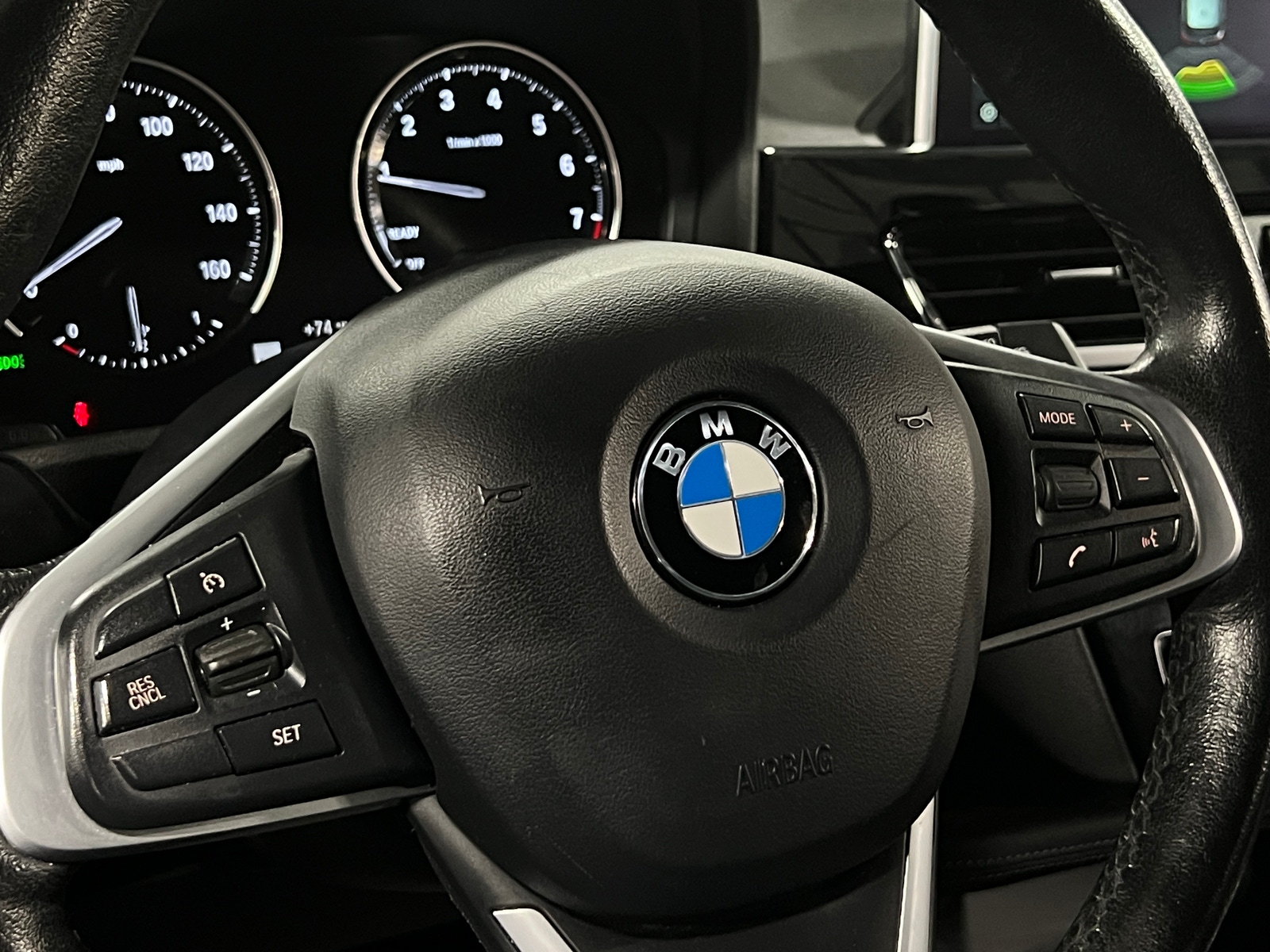 Thumbnail: 2019 BMW X1 - 4