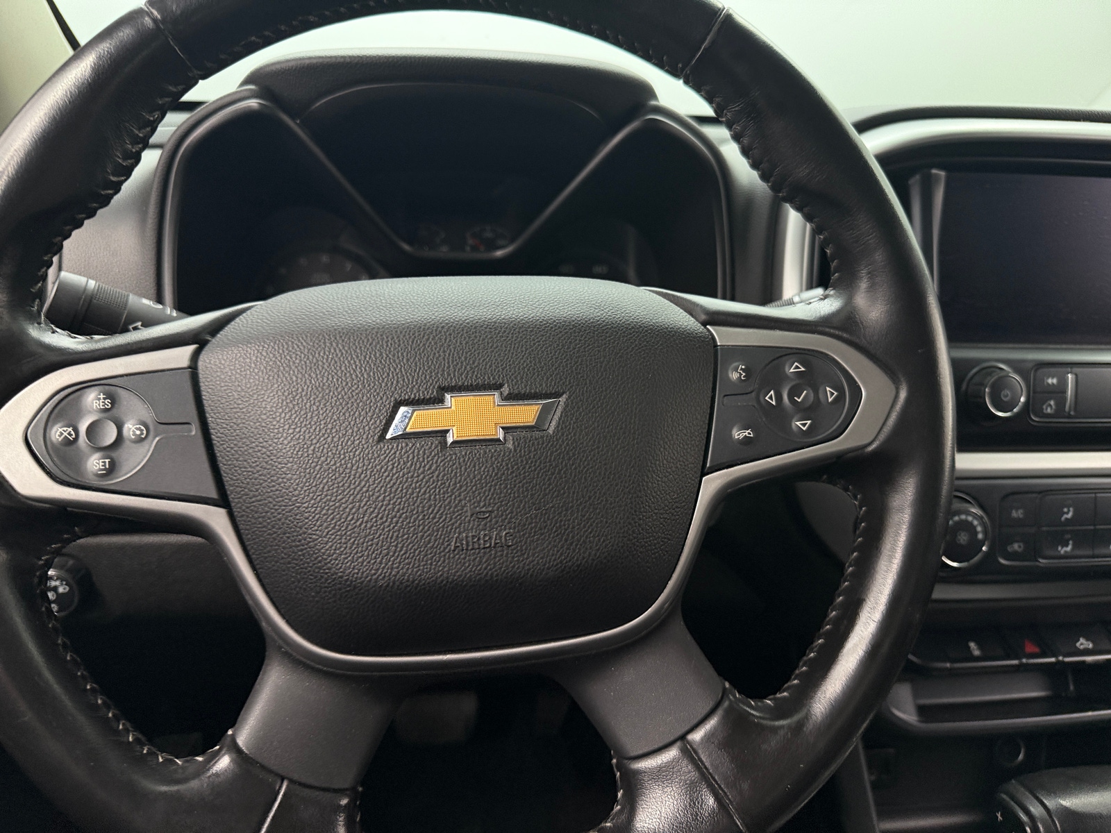 Thumbnail: 2020 Chevrolet Colorado - 4