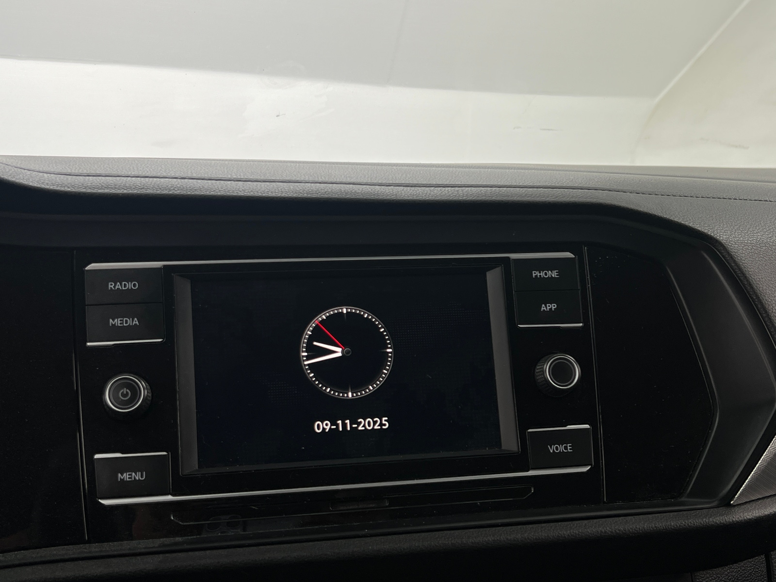 Thumbnail: 2021 Volkswagen Jetta - 4