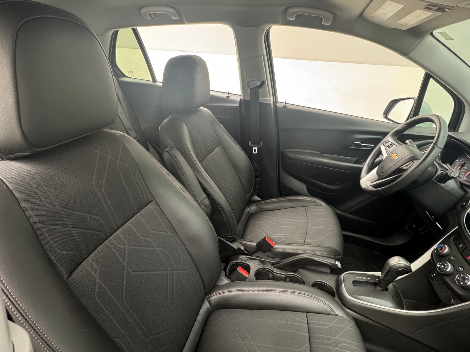 Thumbnail: 2020 Chevrolet Trax - 2