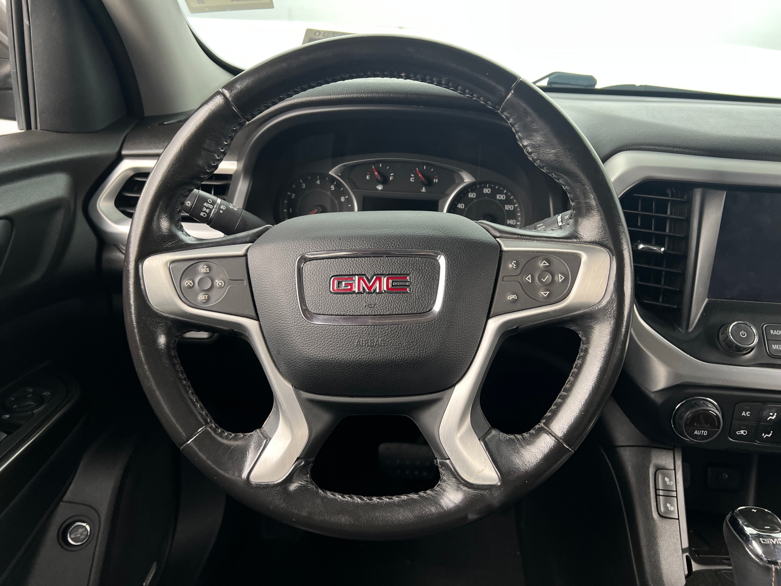 Thumbnail: 2019 GMC Acadia - 4