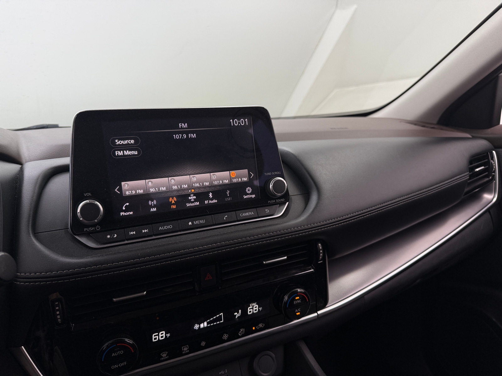 Thumbnail: 2022 Nissan Rogue - 4