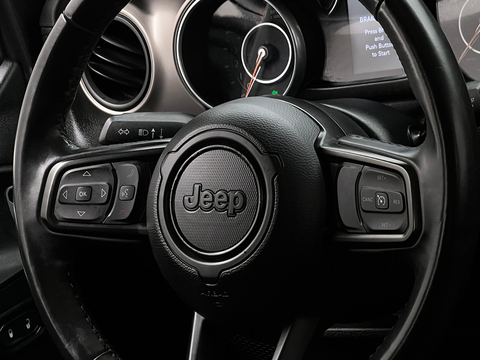 Thumbnail: 2018 Jeep Wrangler - 5