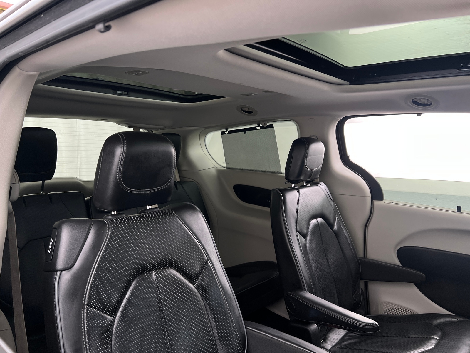 Thumbnail: 2019 Chrysler Pacifica - 5