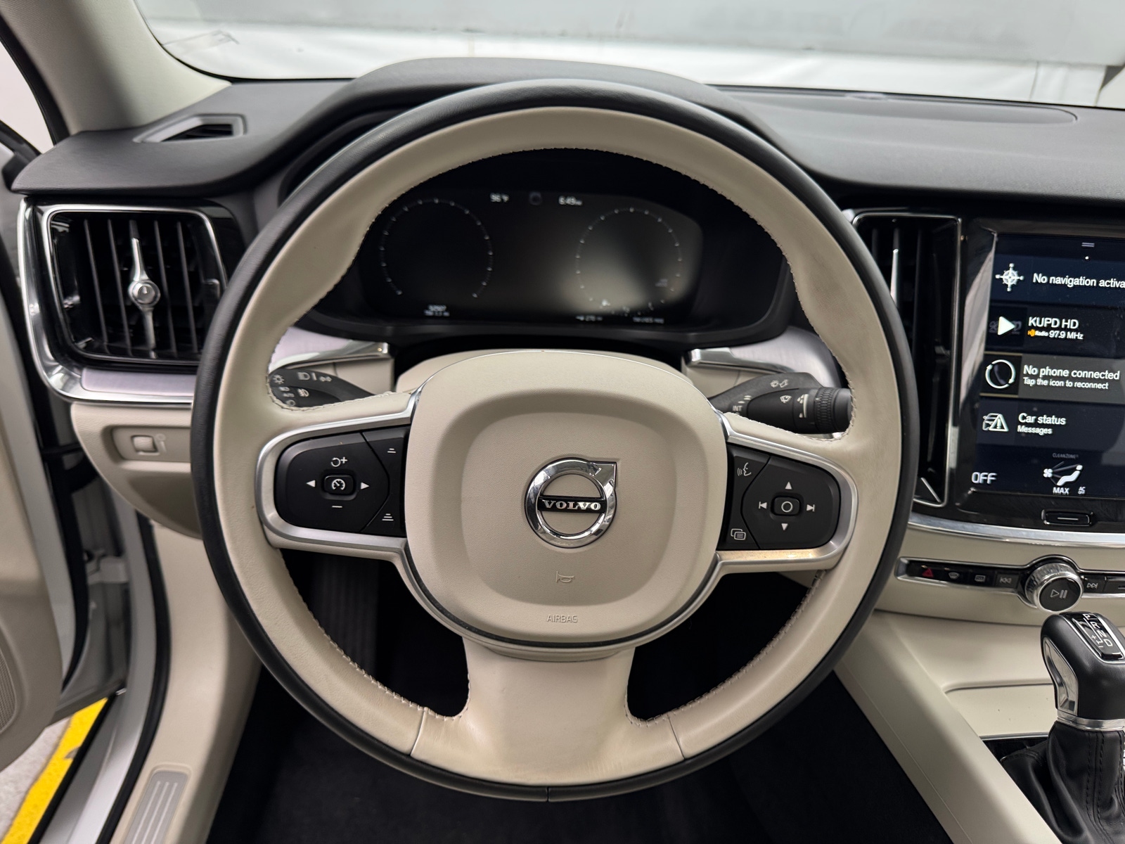 Thumbnail: 2020 Volvo S60 - 4