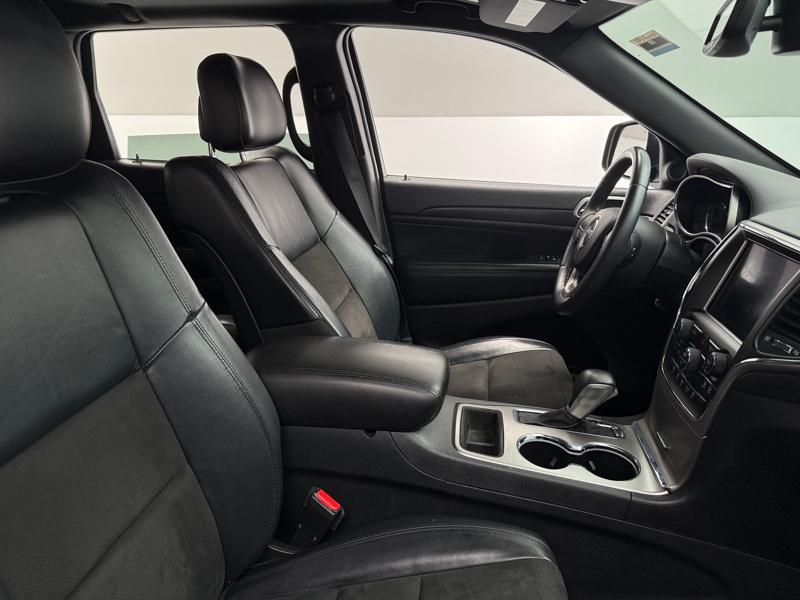 Thumbnail: 2018 Jeep Grand Cherokee - 2