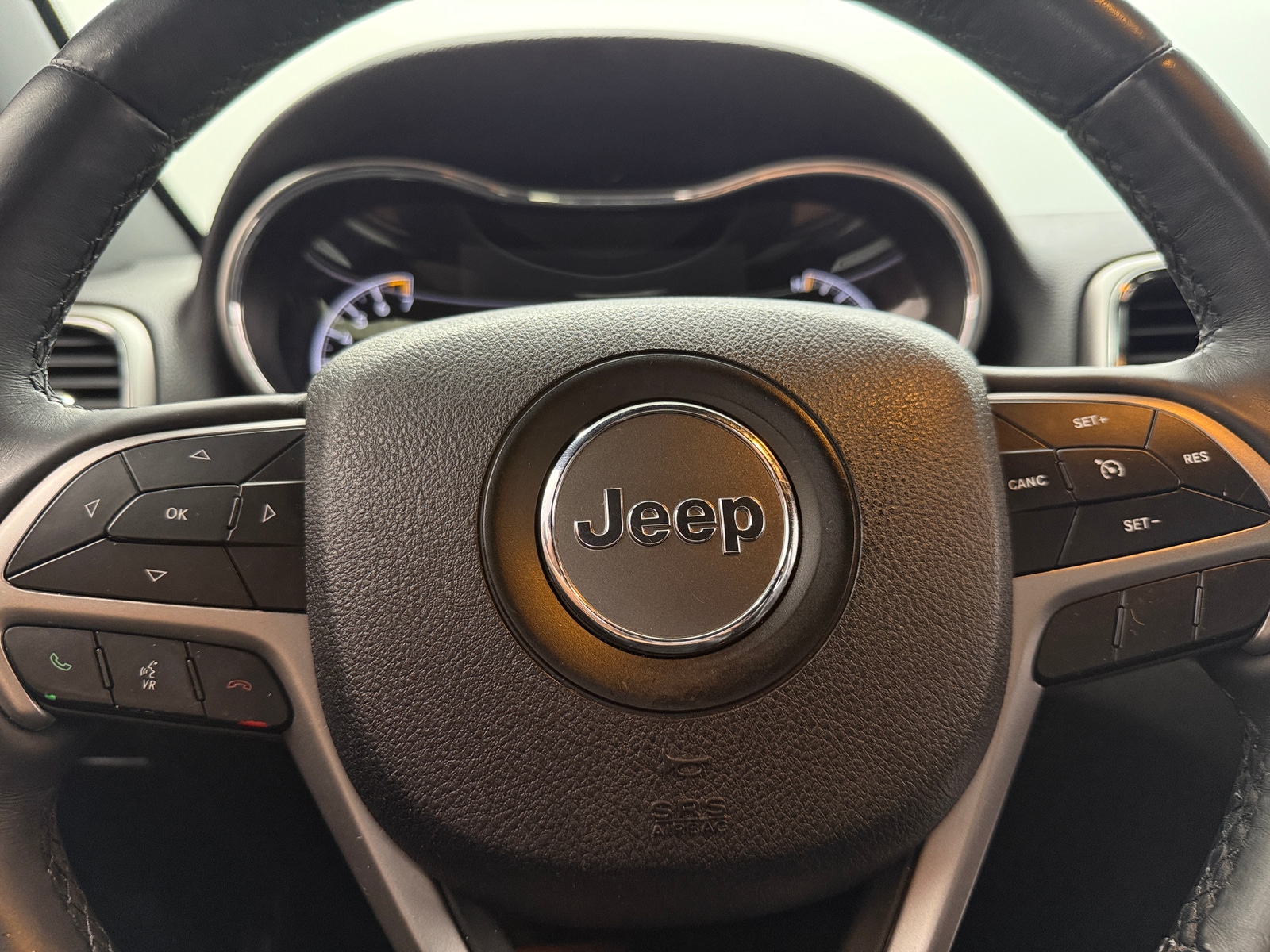 Thumbnail: 2018 Jeep Grand Cherokee - 5