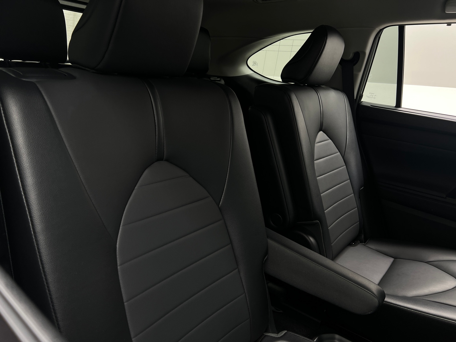 Thumbnail: 2021 Toyota Highlander - 5