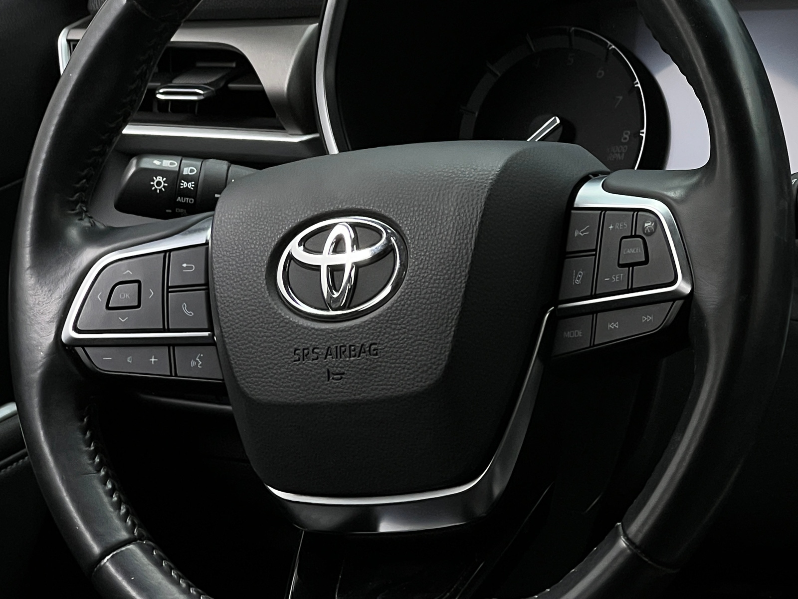 Thumbnail: 2021 Toyota Highlander - 4