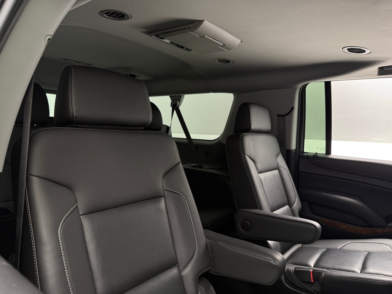 Thumbnail: 2018 Chevrolet Suburban - 5
