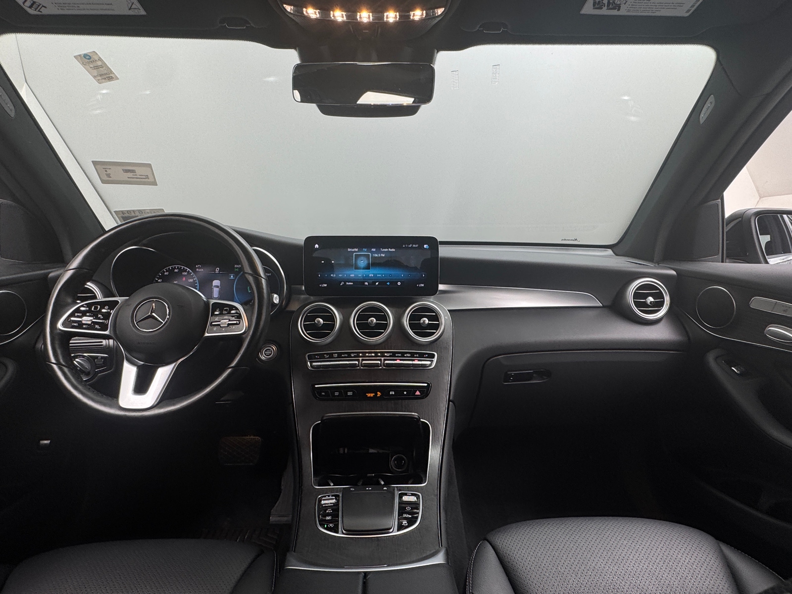 Thumbnail: 2021 Mercedes-Benz GLC - 2