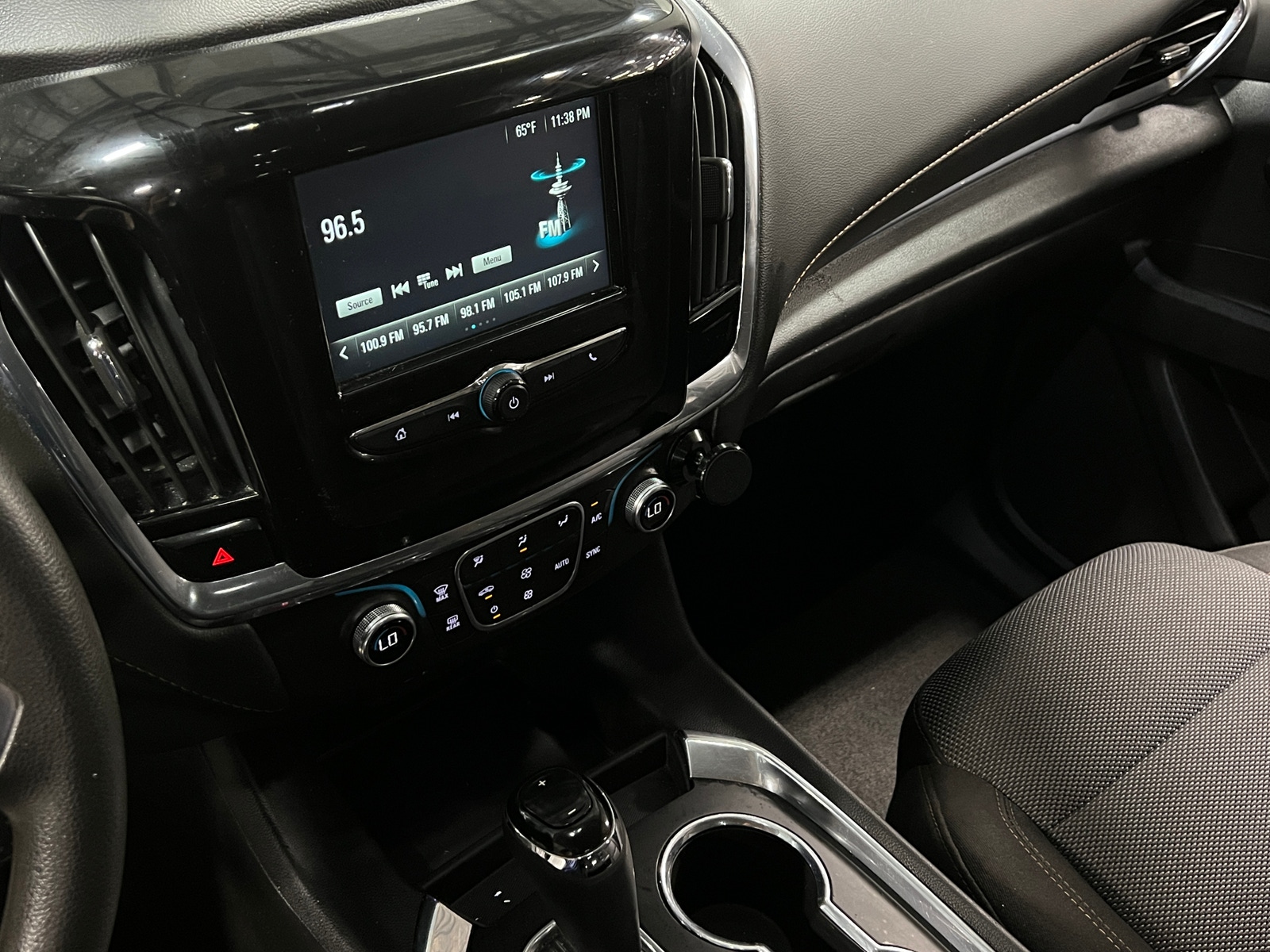 Thumbnail: 2018 Chevrolet Traverse - 4