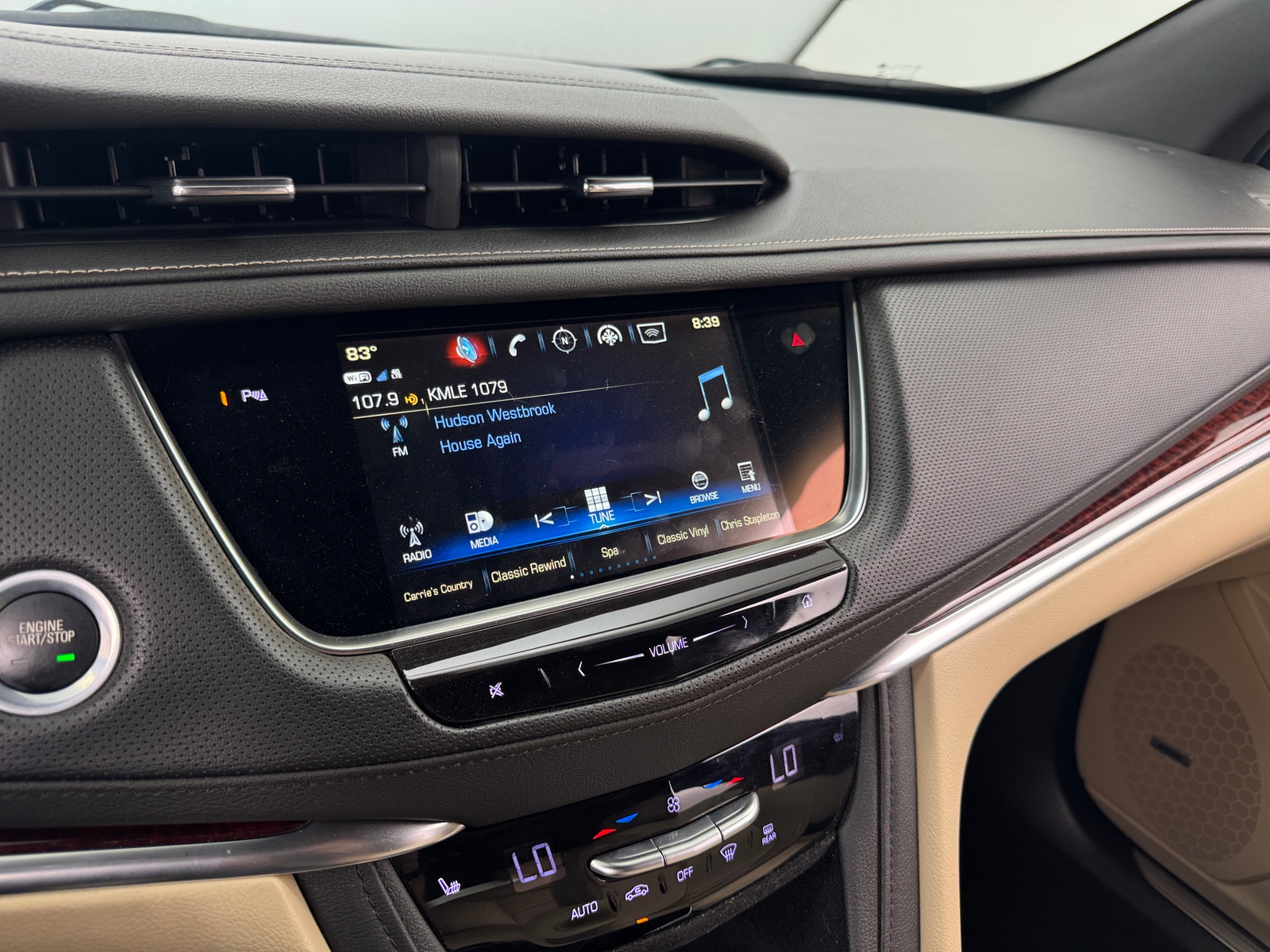Thumbnail: 2019 Cadillac XT5 - 3