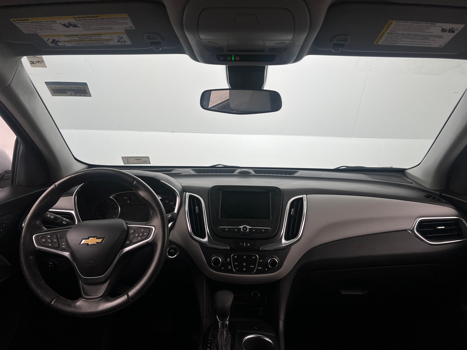 Thumbnail: 2022 Chevrolet Equinox - 3