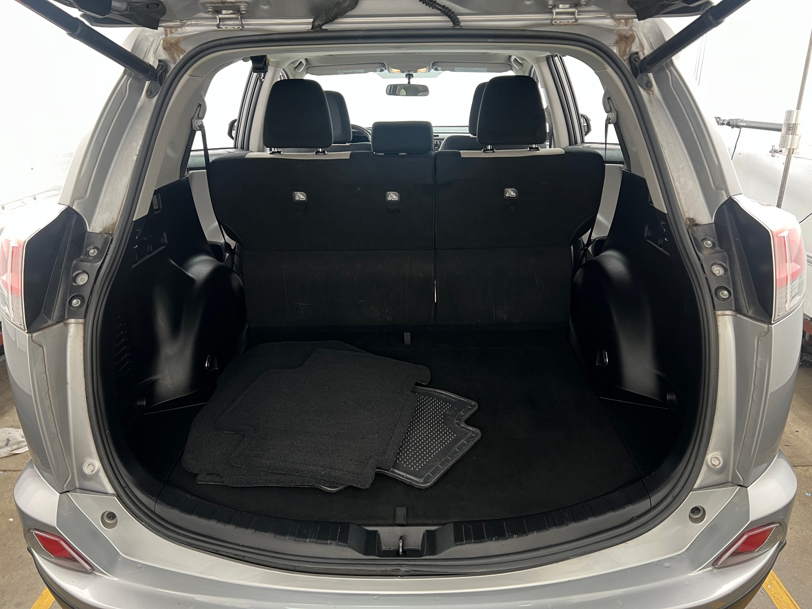 Thumbnail: 2016 Toyota RAV4 - 7