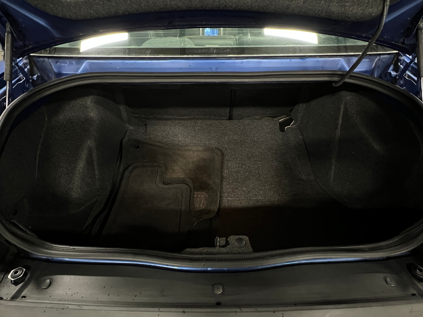 Thumbnail: 2010 Dodge Challenger - 5