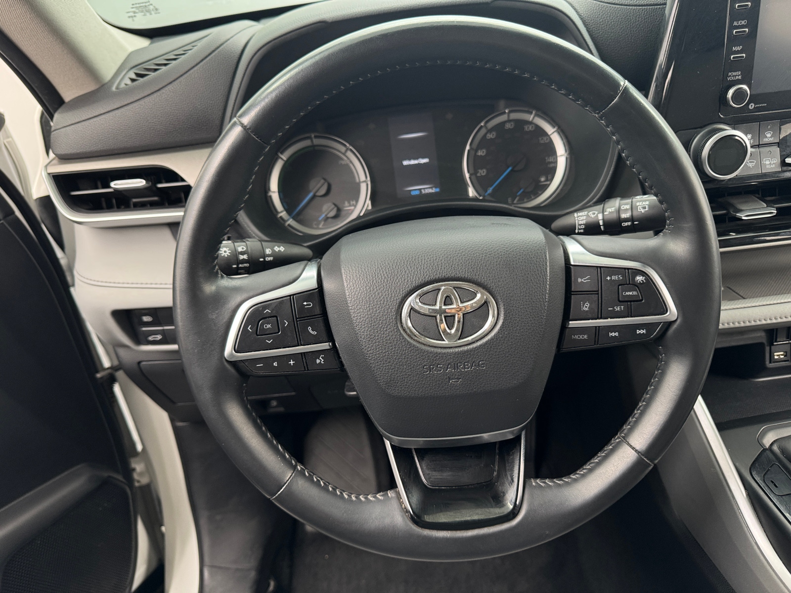 Thumbnail: 2020 Toyota Highlander - 5