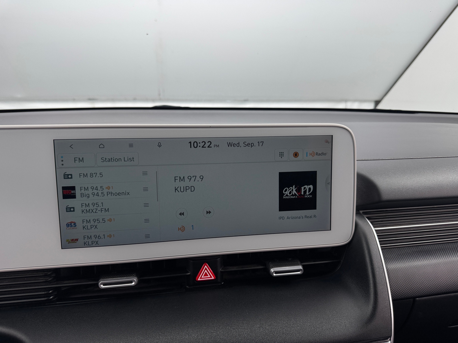 Thumbnail: 2022 Hyundai Ioniq 5 - 4