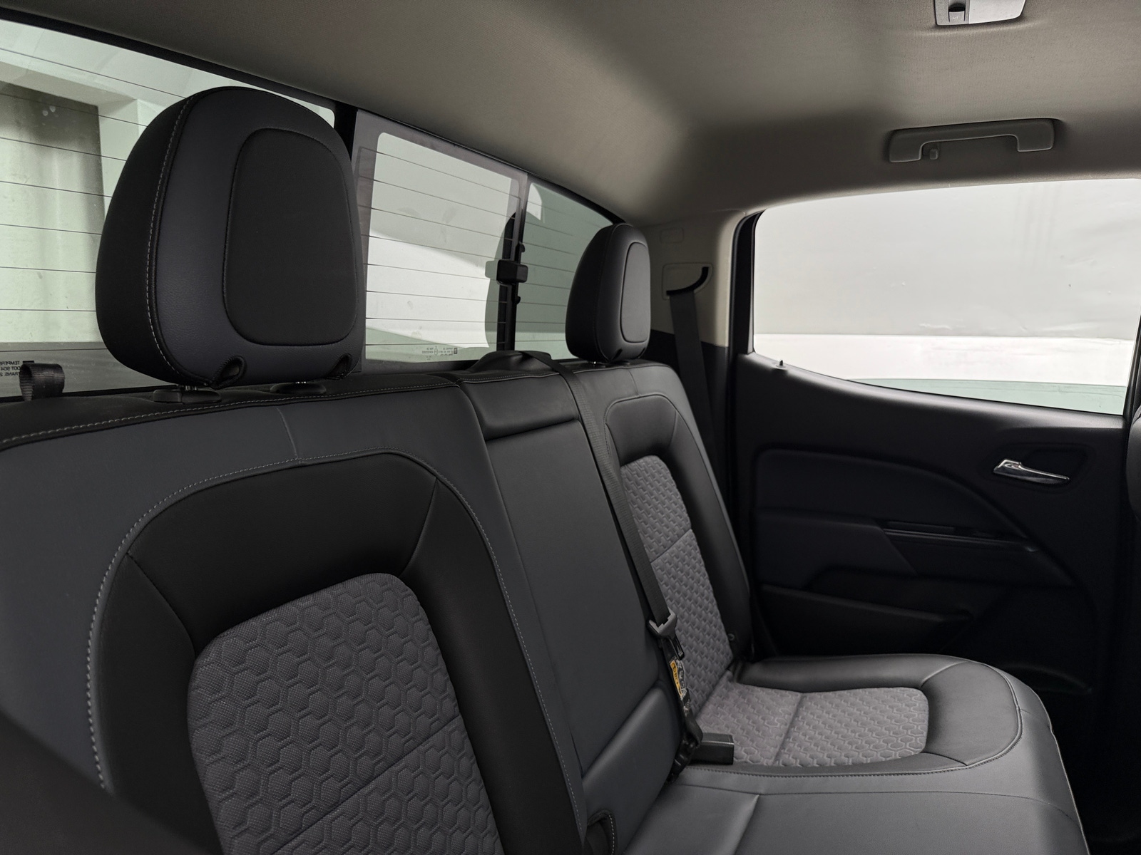 Thumbnail: 2017 Chevrolet Colorado - 5
