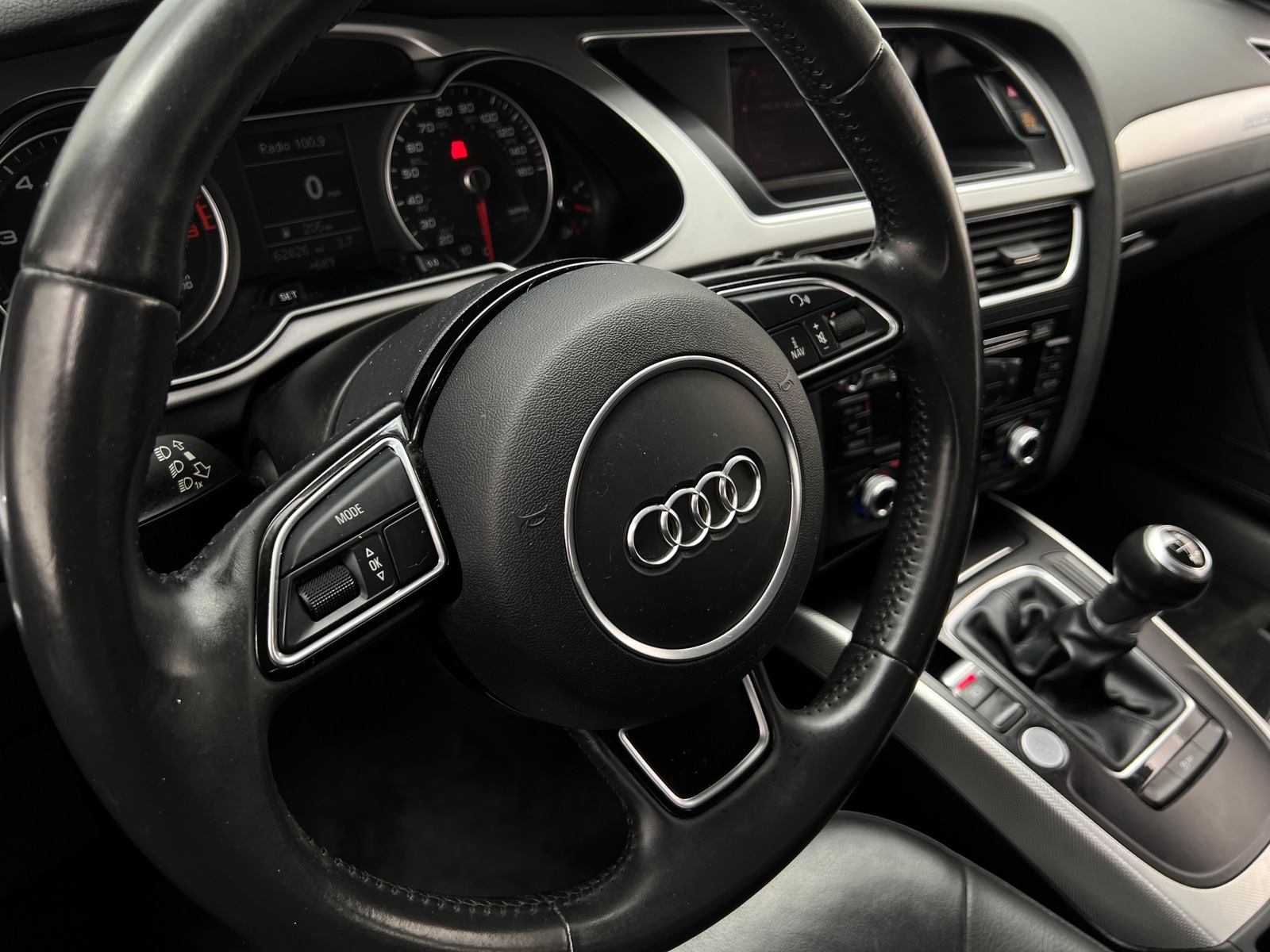 Thumbnail: 2016 Audi A4 - 4
