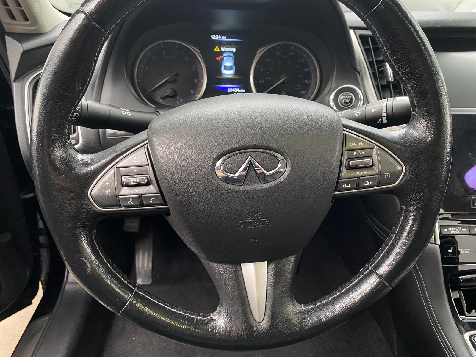 Thumbnail: 2015 INFINITI Q50 - 4