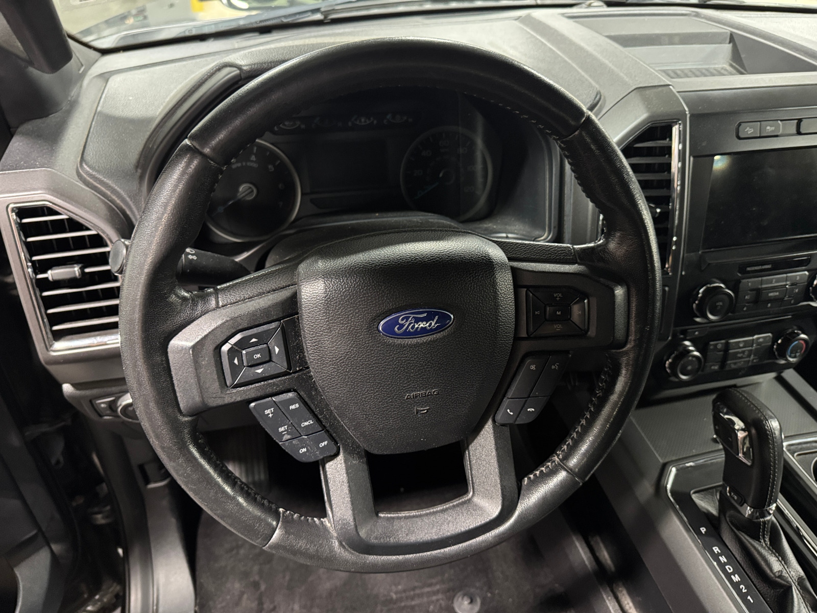 Thumbnail: 2017 Ford Econoline - 5