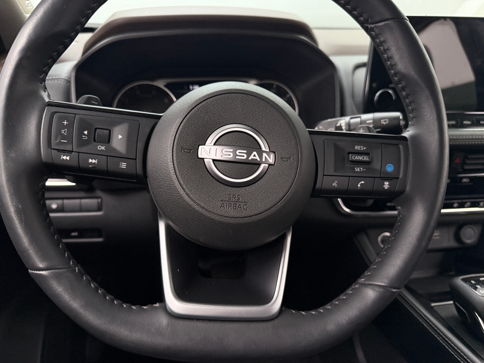 Thumbnail: 2022 Nissan Rogue - 4