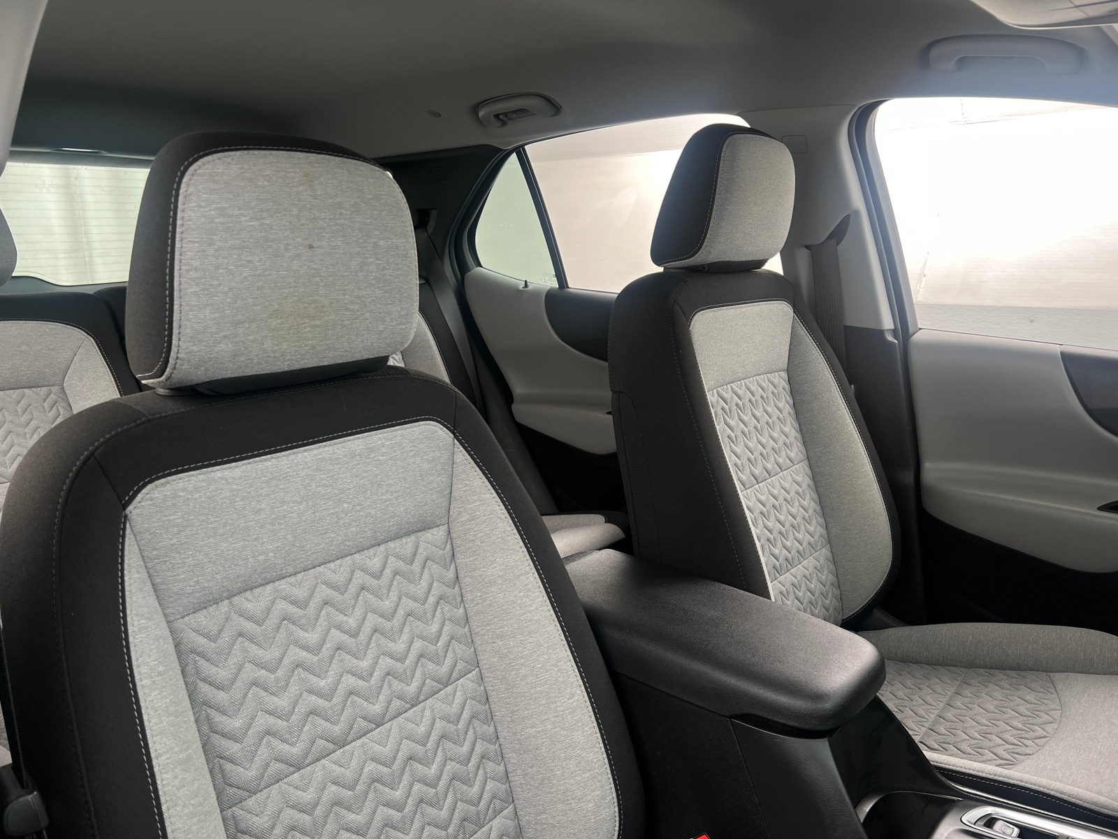 Thumbnail: 2022 Chevrolet Equinox - 2