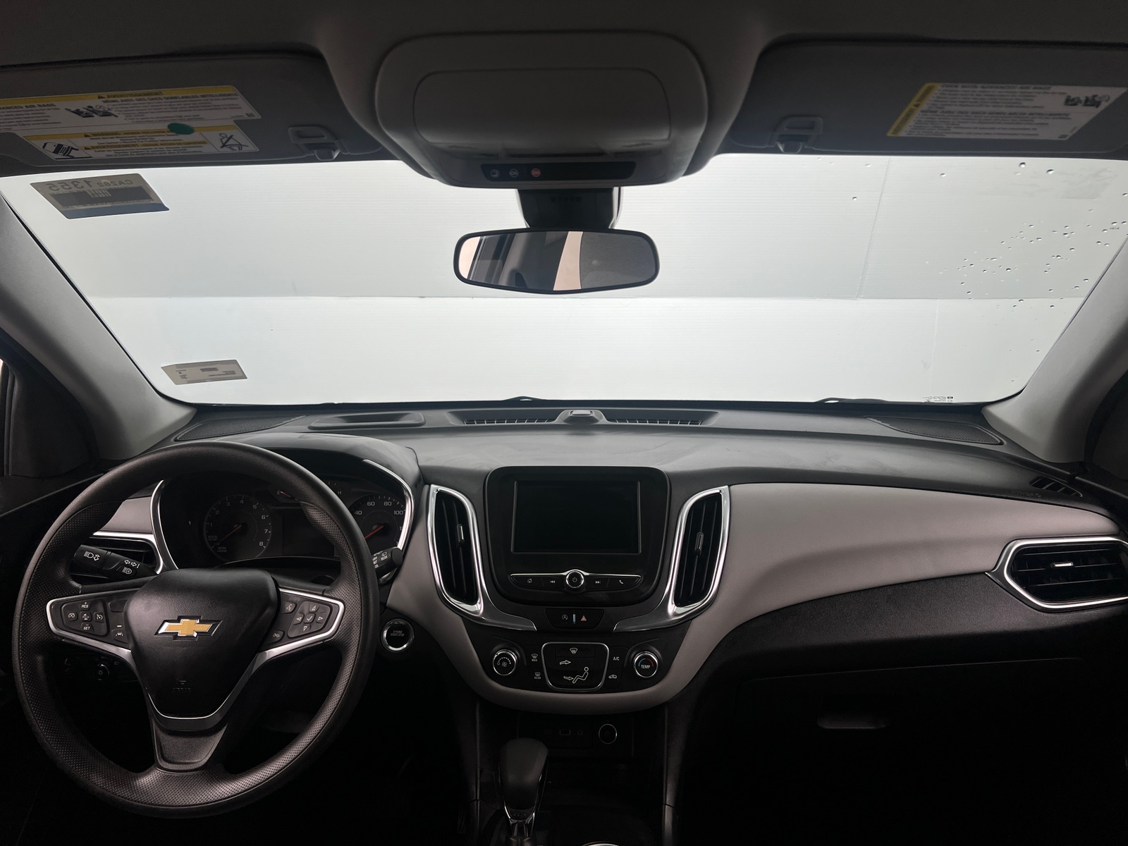 Thumbnail: 2022 Chevrolet Equinox - 3