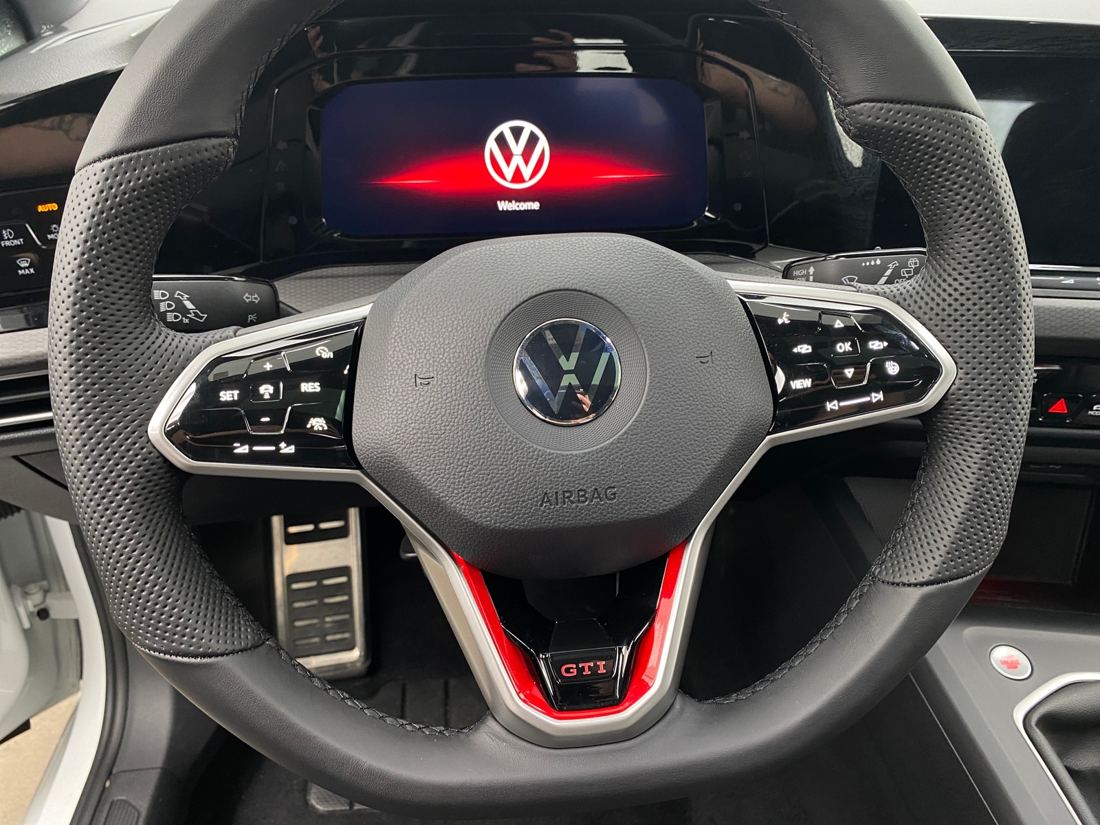 Thumbnail: 2022 Volkswagen Golf - 5