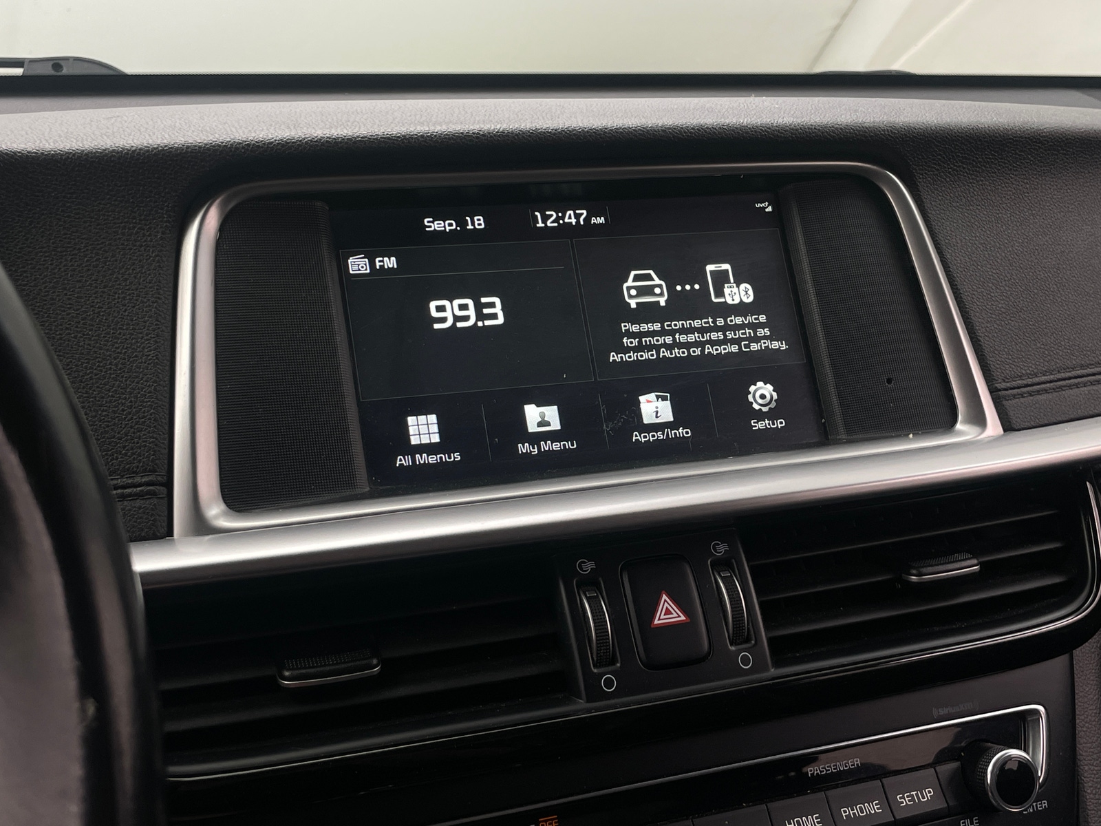 Thumbnail: 2019 Kia Optima - 4