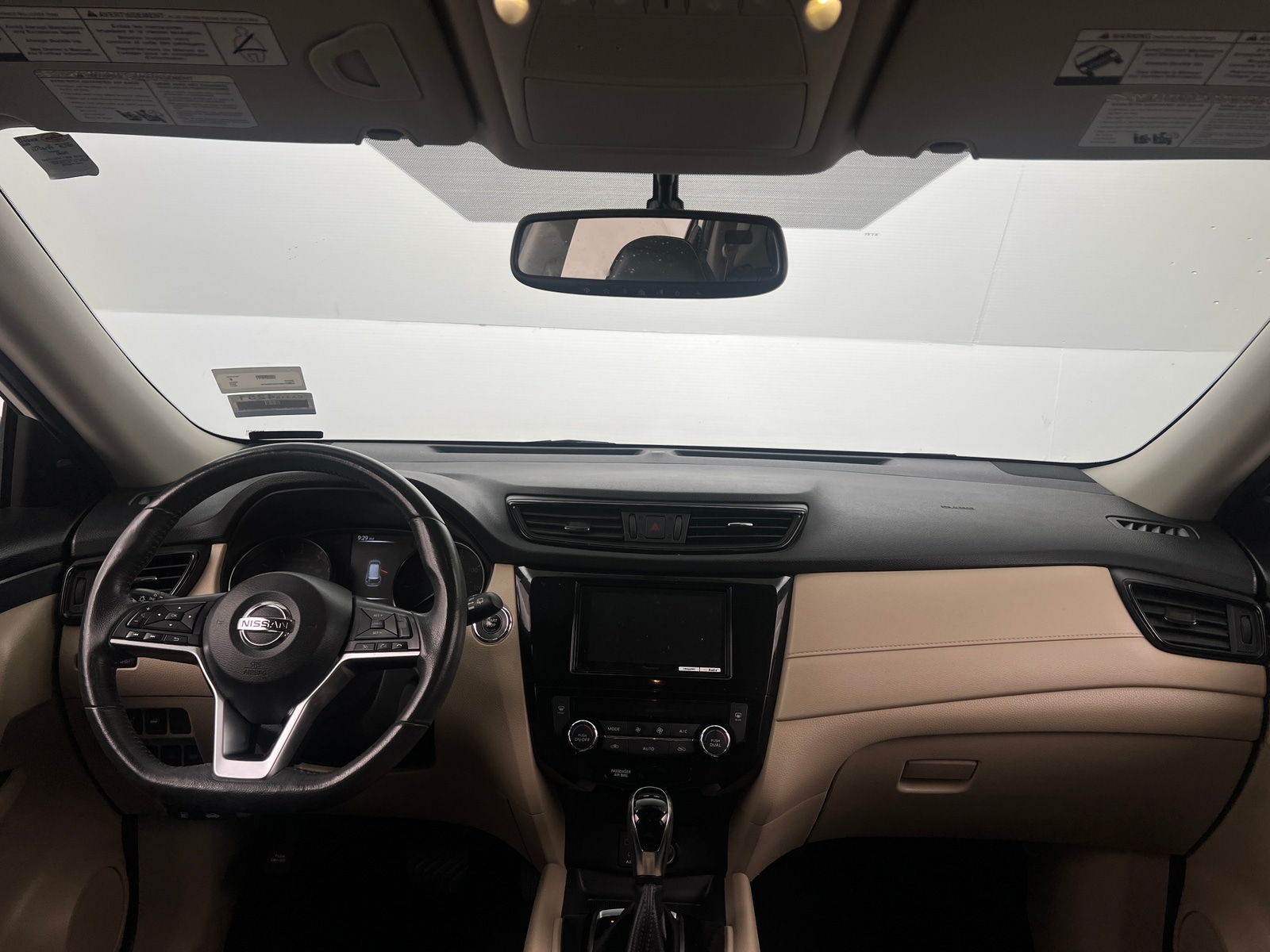 Thumbnail: 2017 Nissan Rogue - 3