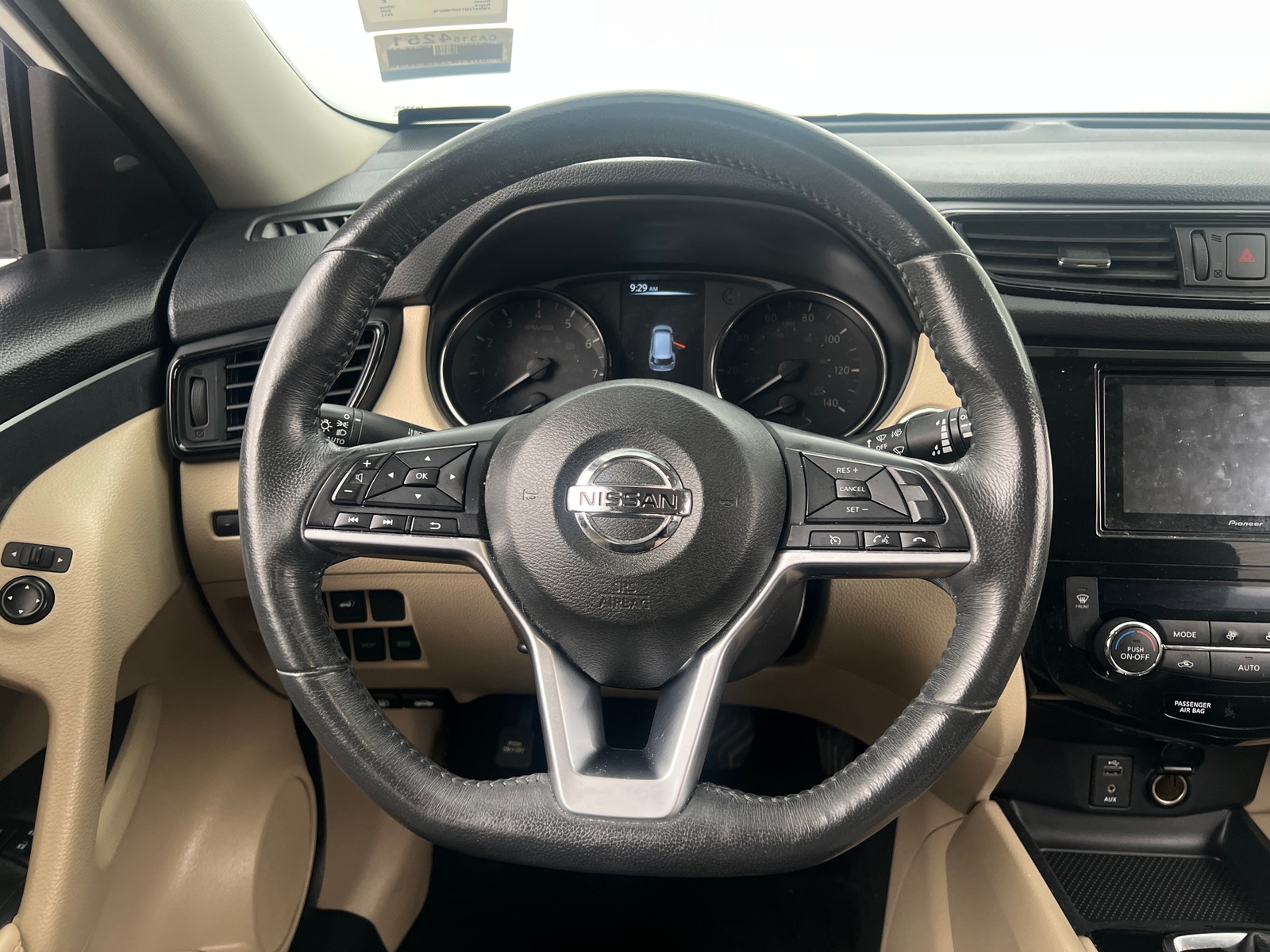 Thumbnail: 2017 Nissan Rogue - 5