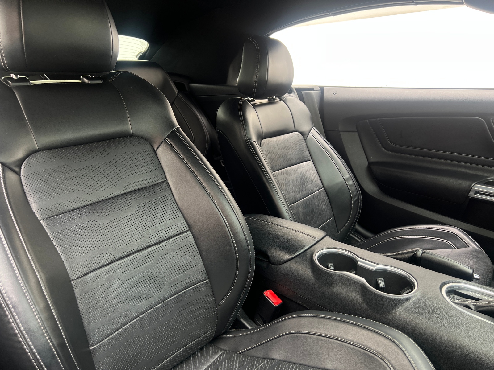 Thumbnail: 2019 Ford Mustang - 2