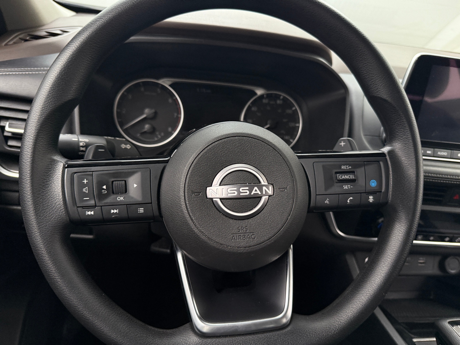 Thumbnail: 2023 Nissan Rogue - 5
