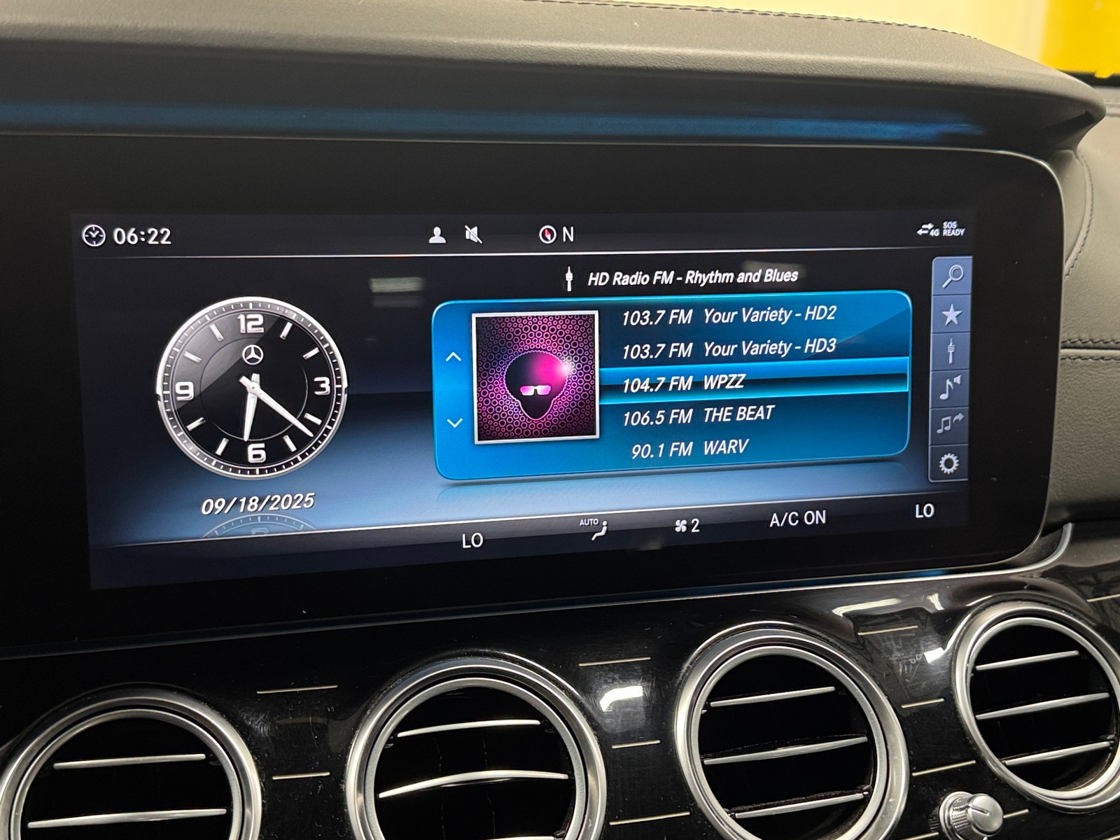 Thumbnail: 2018 Mercedes-Benz E-Class - 3