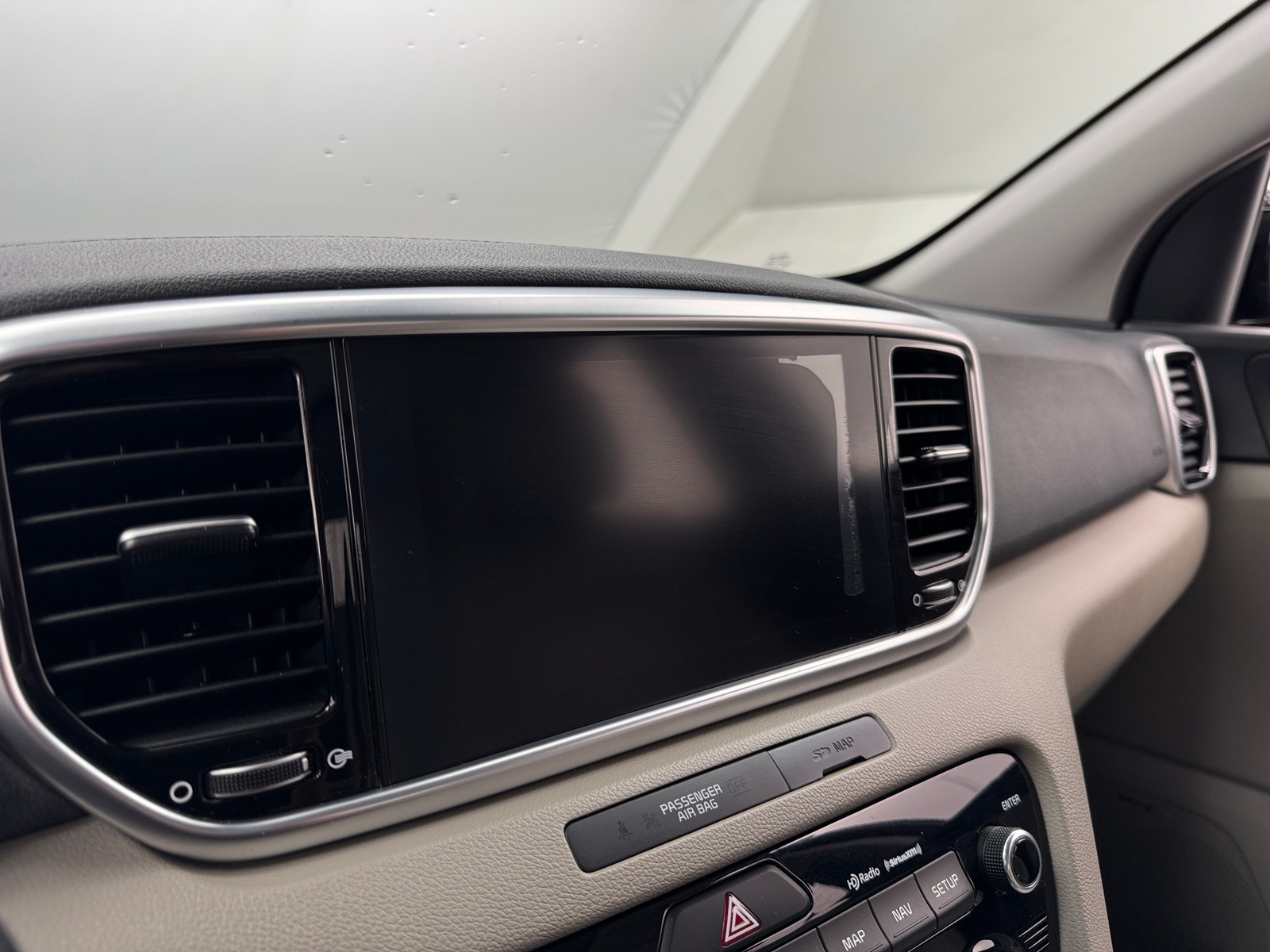 Thumbnail: 2020 Kia Sportage - 3
