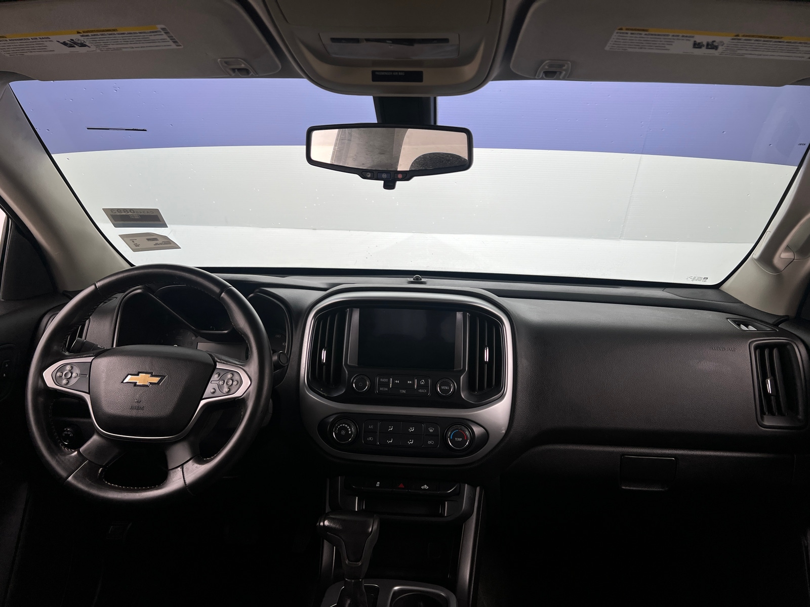 Thumbnail: 2016 Chevrolet Colorado - 3
