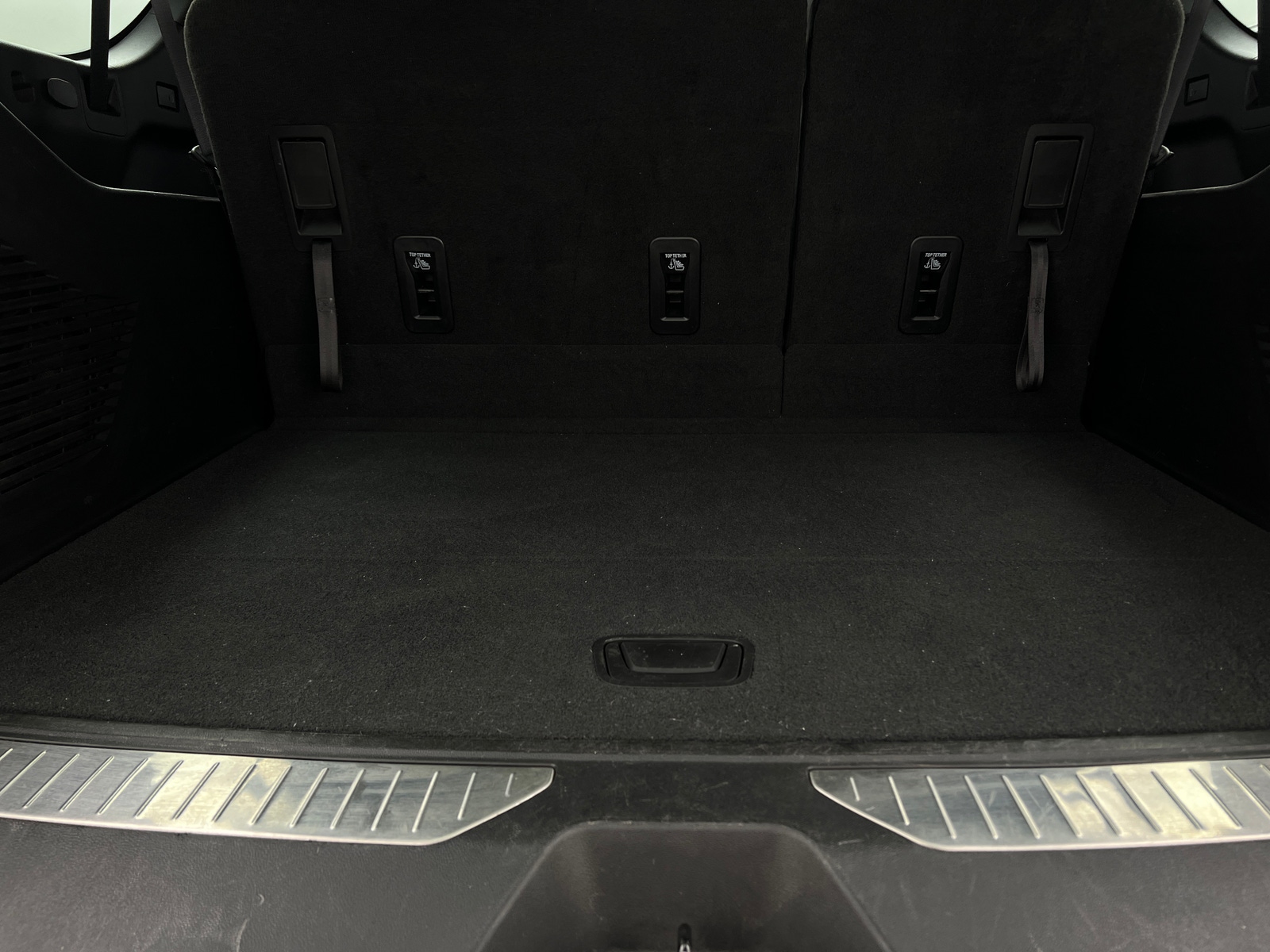 Thumbnail: 2023 Chevrolet Suburban - 6