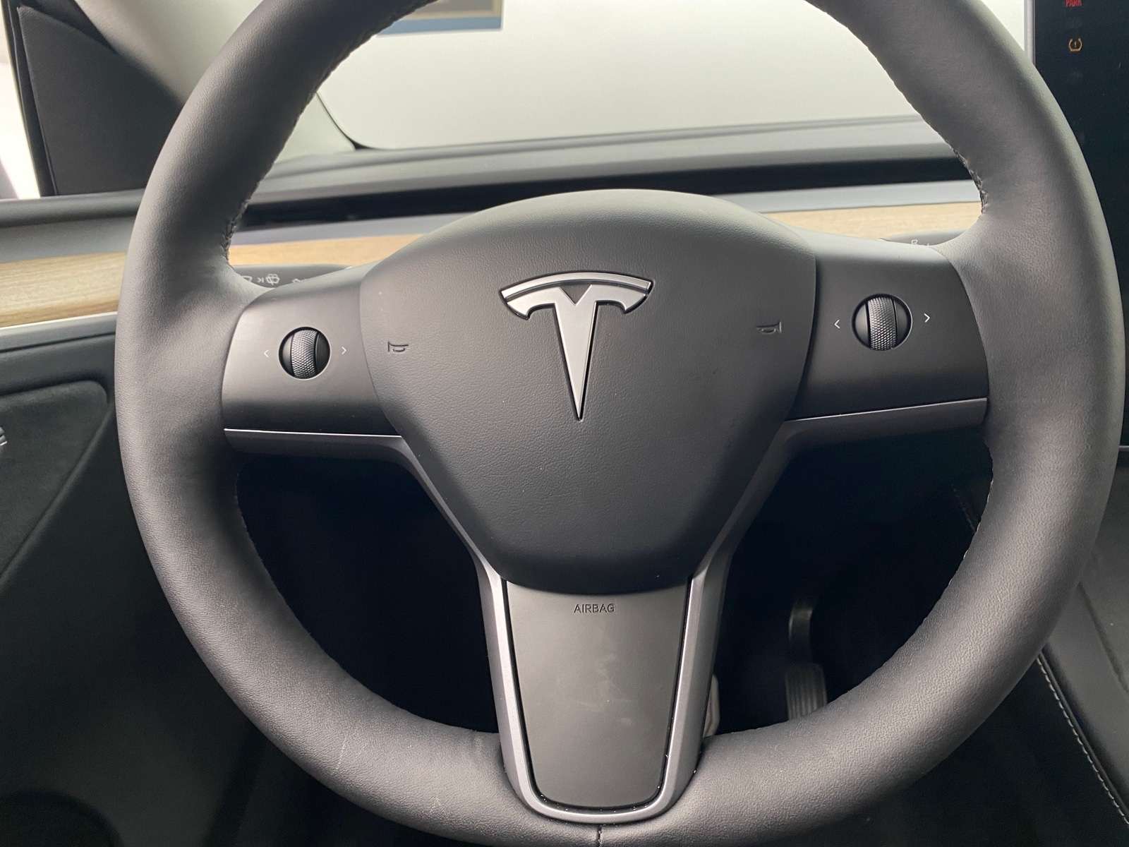 Thumbnail: 2024 Tesla Model Y - 4