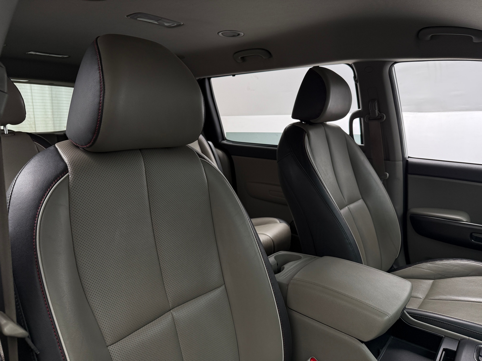 Thumbnail: 2017 Kia Sedona - 2