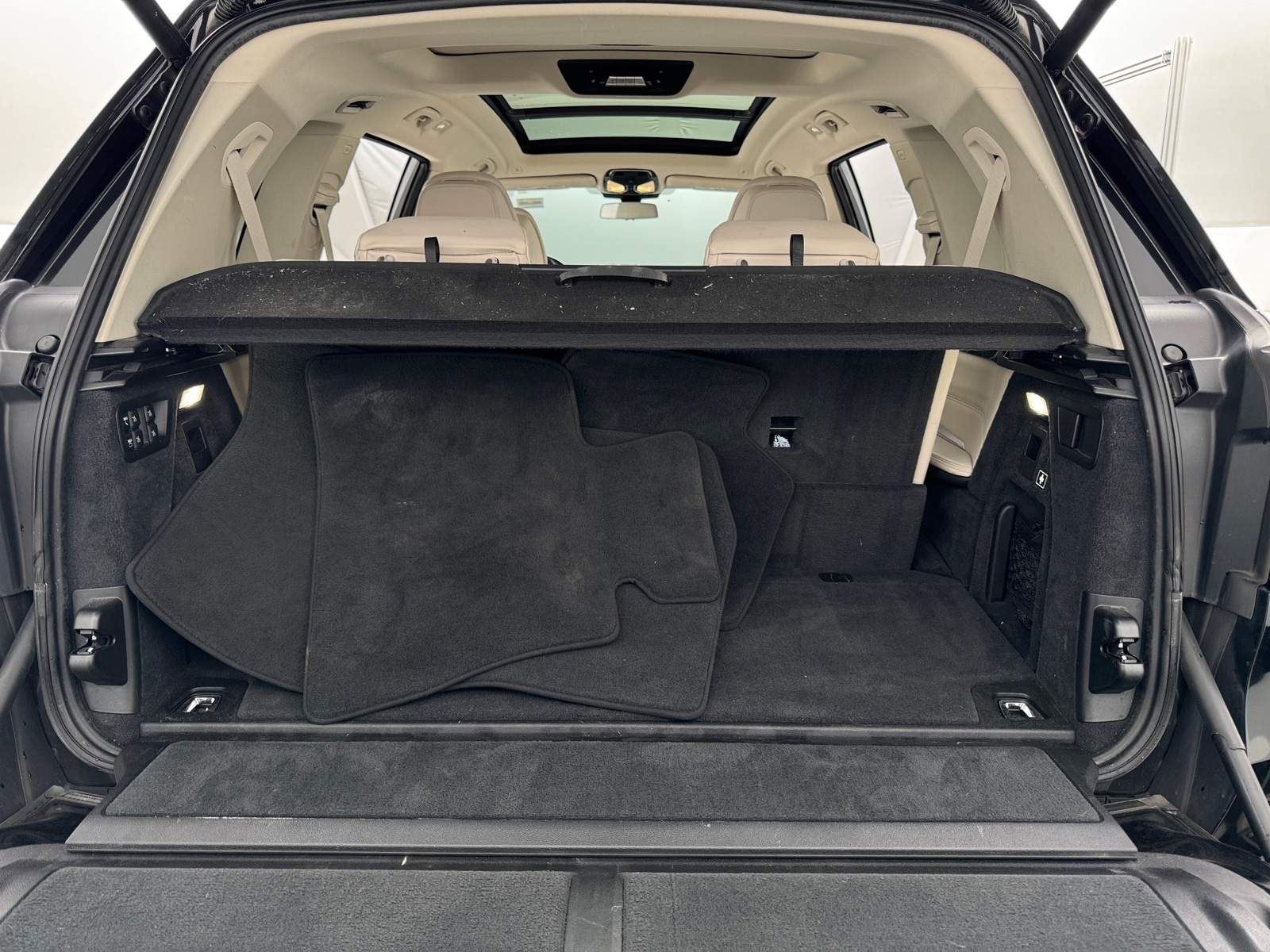 Thumbnail: 2019 BMW X7 - 6