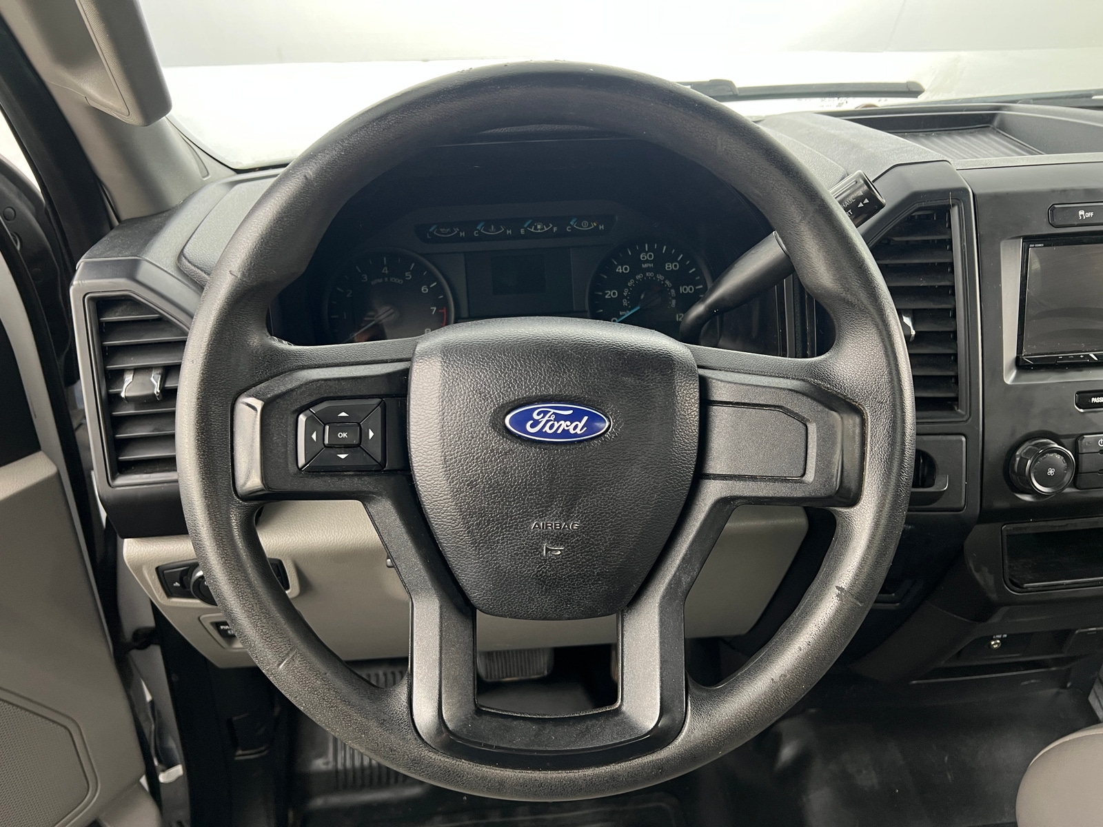 Thumbnail: 2017 Ford Econoline - 4