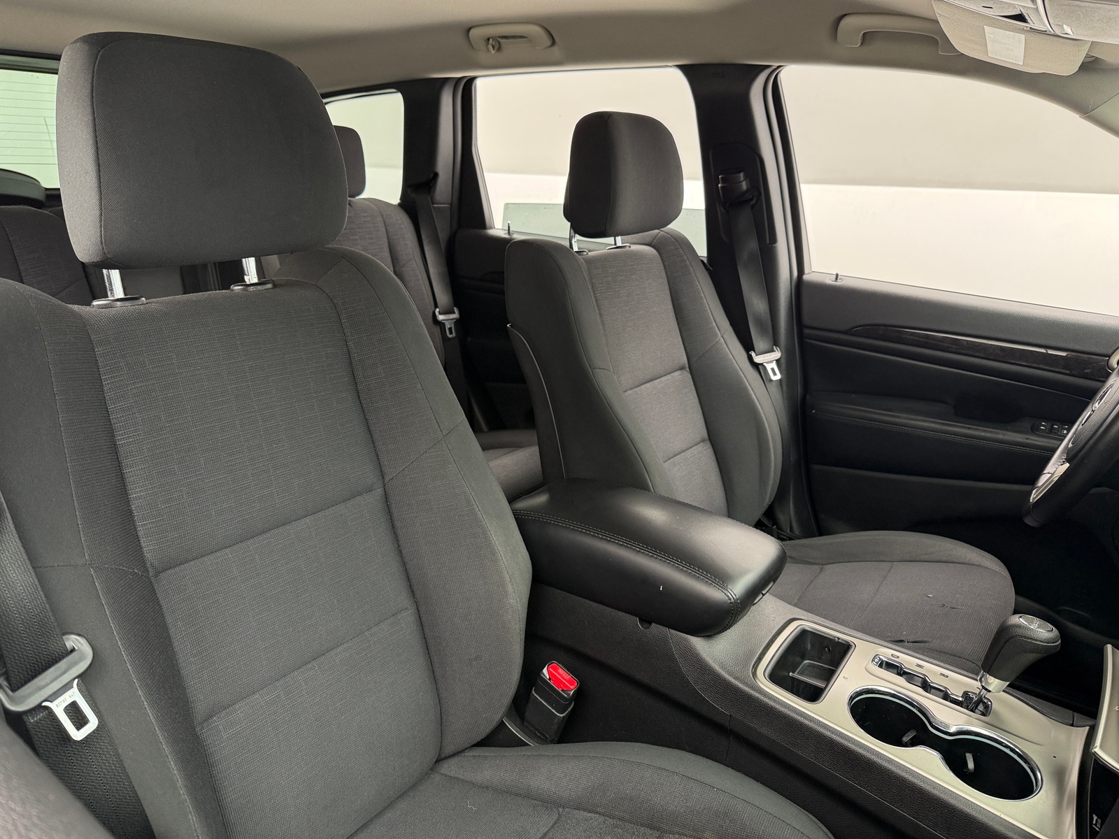Thumbnail: 2012 Jeep Grand Cherokee - 2