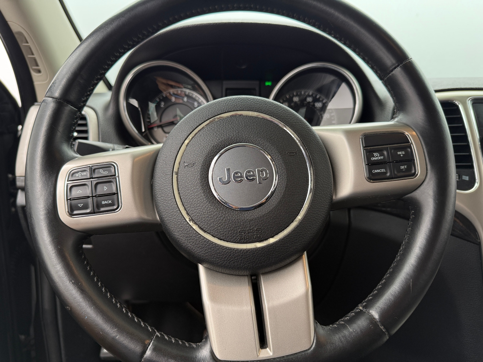 Thumbnail: 2012 Jeep Grand Cherokee - 5