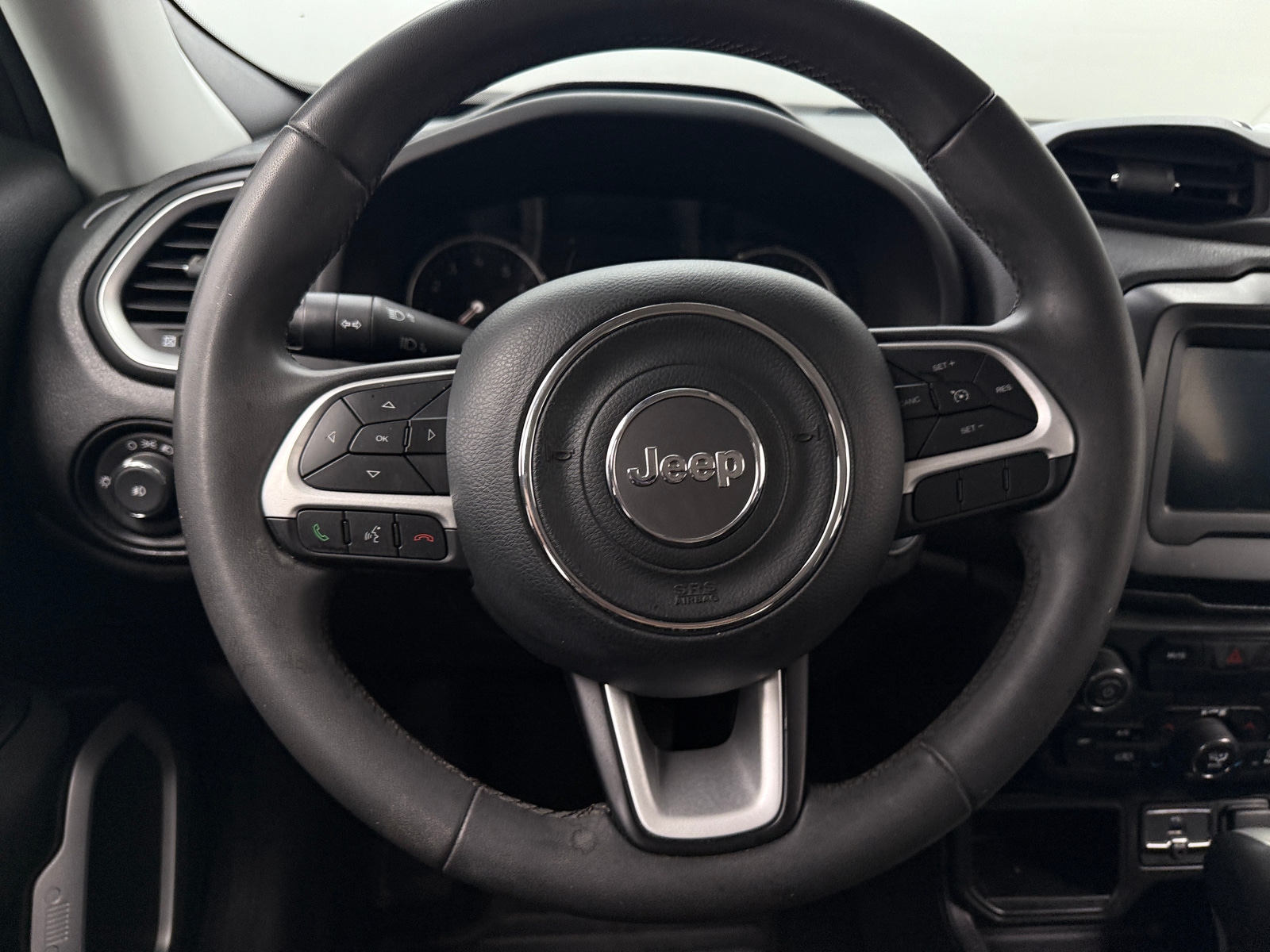 Thumbnail: 2020 Jeep Renegade - 5